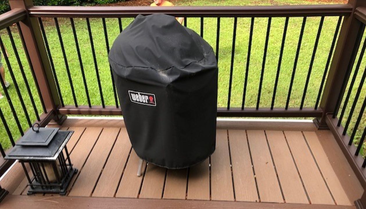 Great grilling area on this Trex Enhance Basics deck