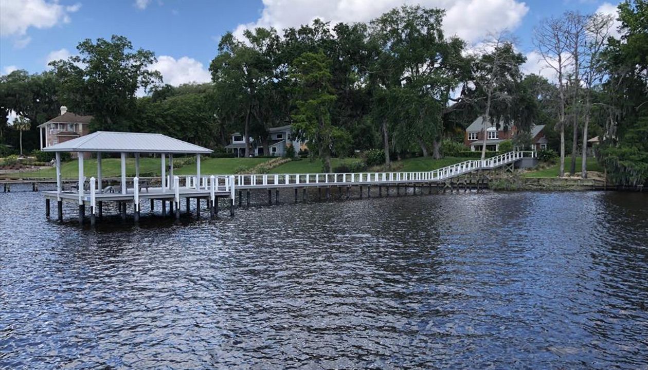 Trex Select Pebble Grey Decking in Jacksonville, FL