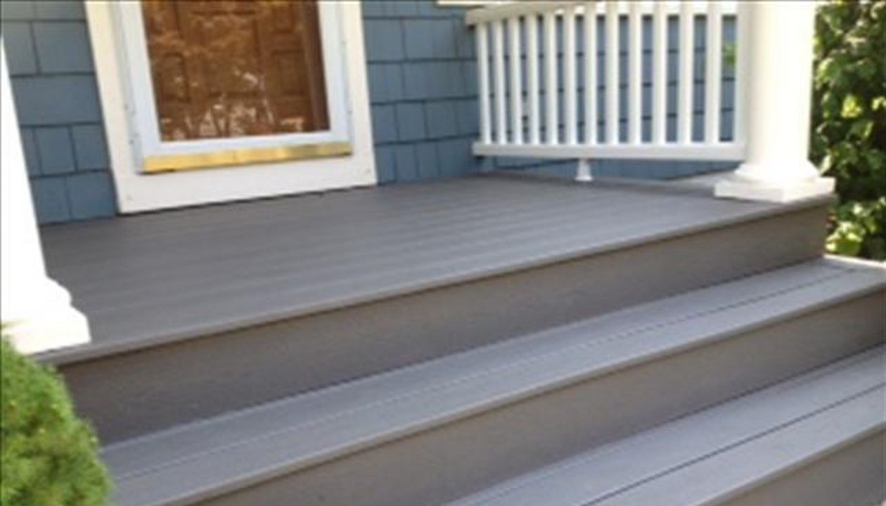 Clam Shell Enhanced White Rail