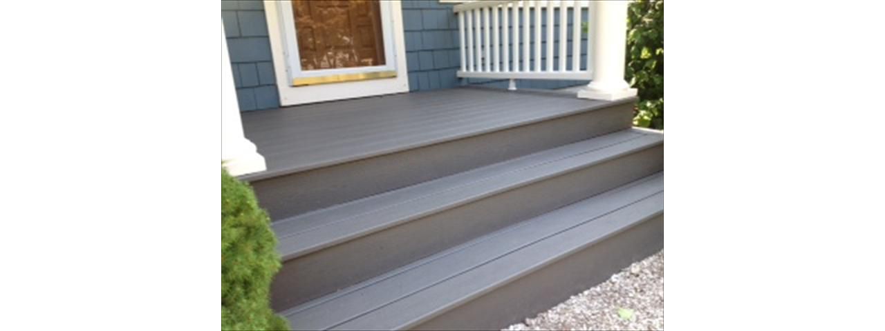 Clam Shell Enhanced White Rail