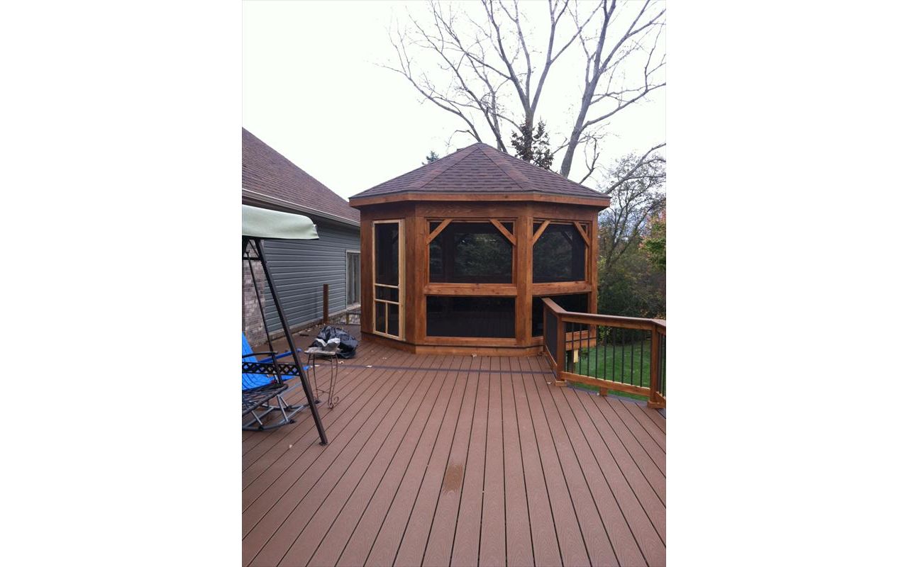 Trex select, with Gazebo