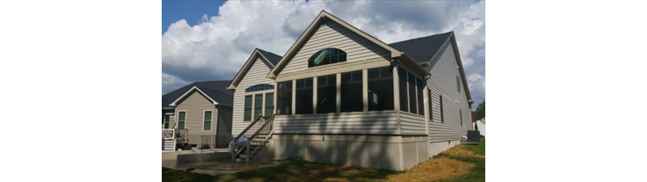 Trex Transcend Spiced Rum Decking and Porch