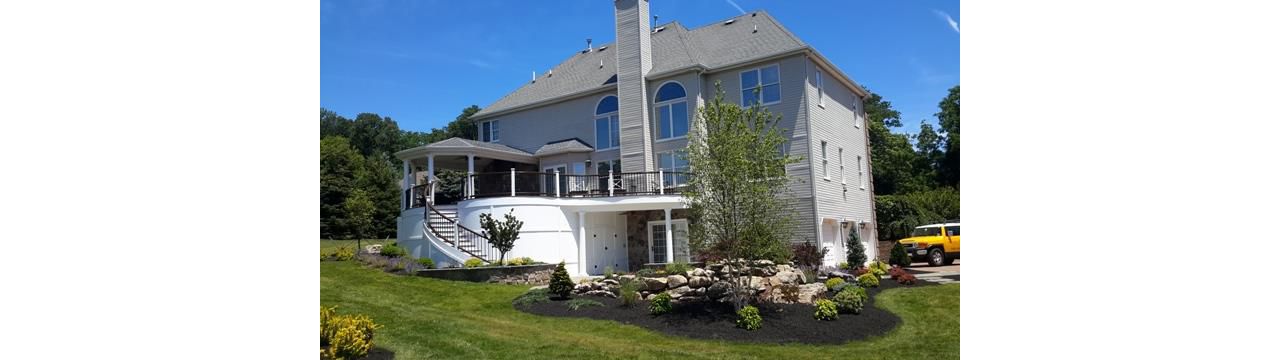 Trex Deck and Rail with Custom Roof