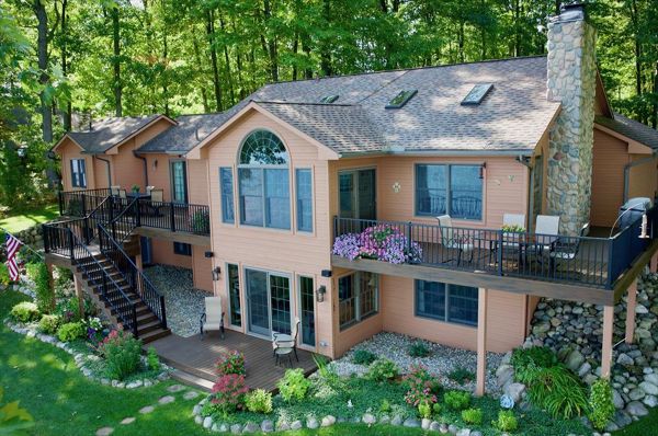 Trex deck project in Northern MI.  Transcend decking and Siganture railing.