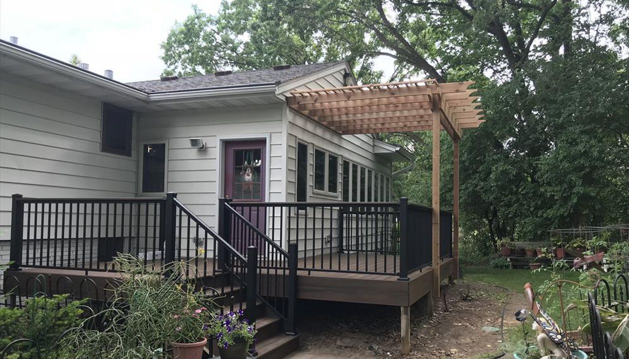 Trex Transcend spiced rum re-deck - Twin Cities Metro