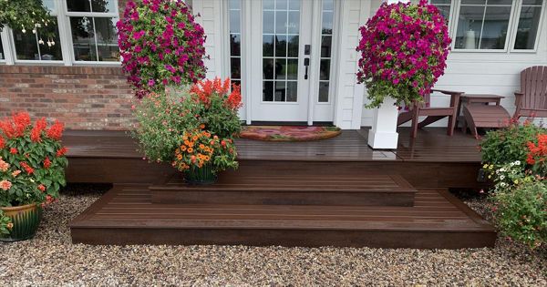 Welcome your guests with Trex Transcend Lava Rock for a Grand entrance!