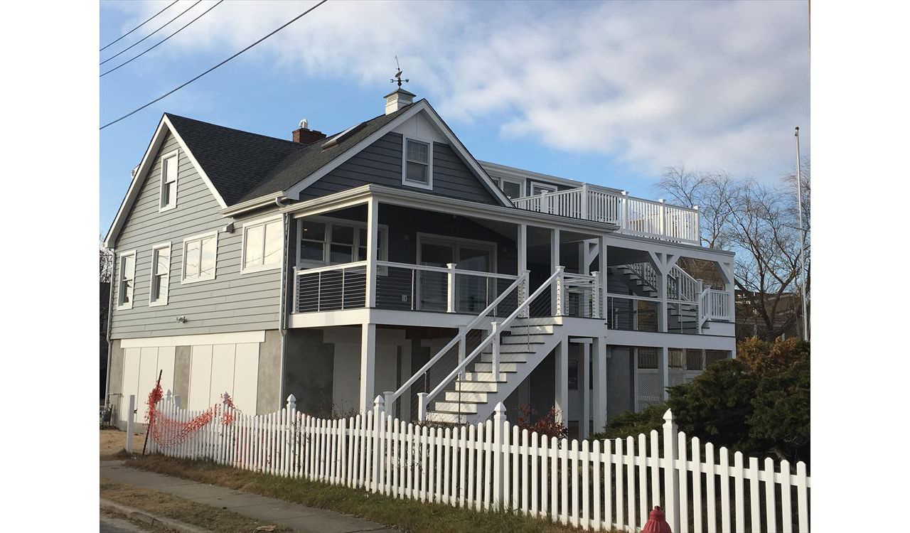Lift/Renovation adding 2 tier deck