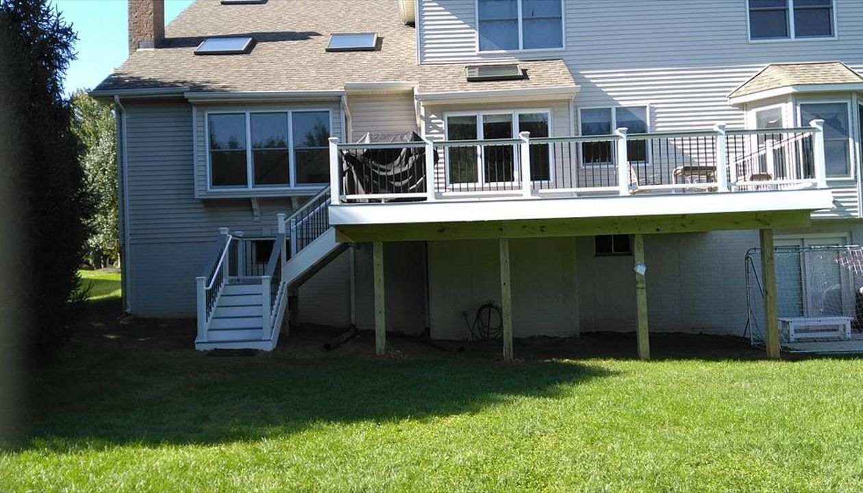 Trex Decking and Transcend Railing