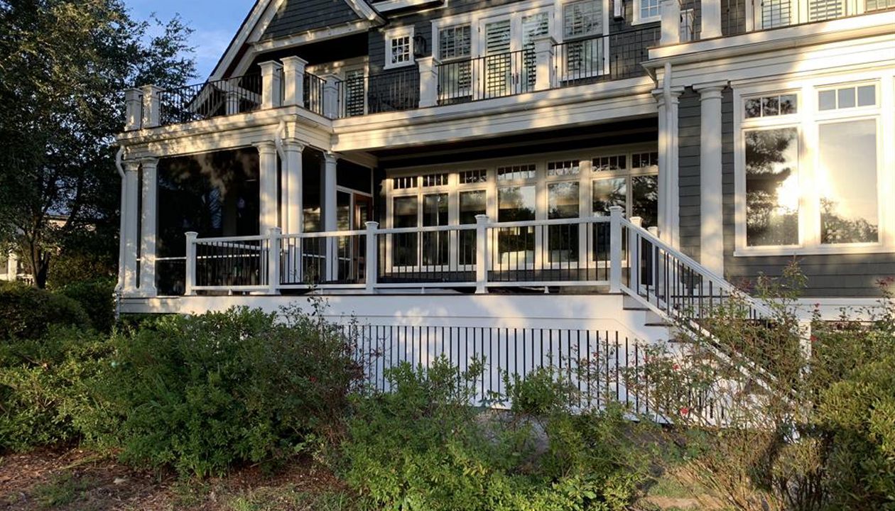 Trex Spiced Rum/Vintage Lantern