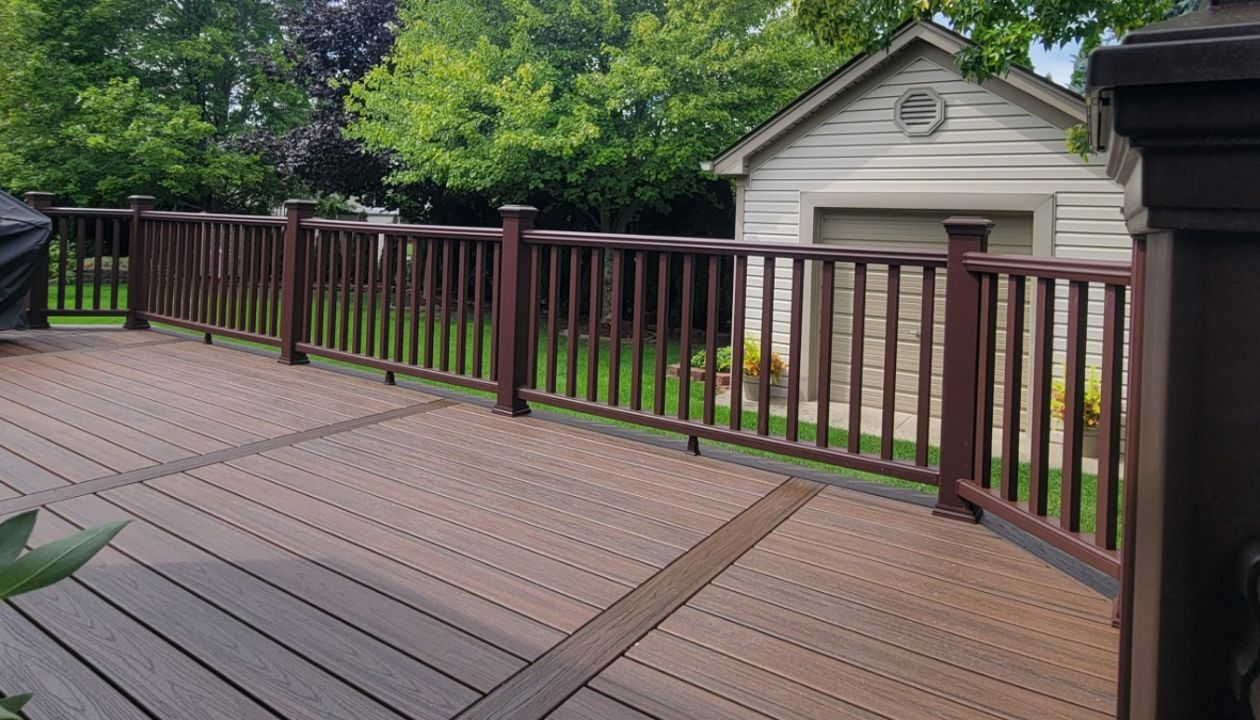 Trex Transcend Spice Rum with Vintage Lantern Railing