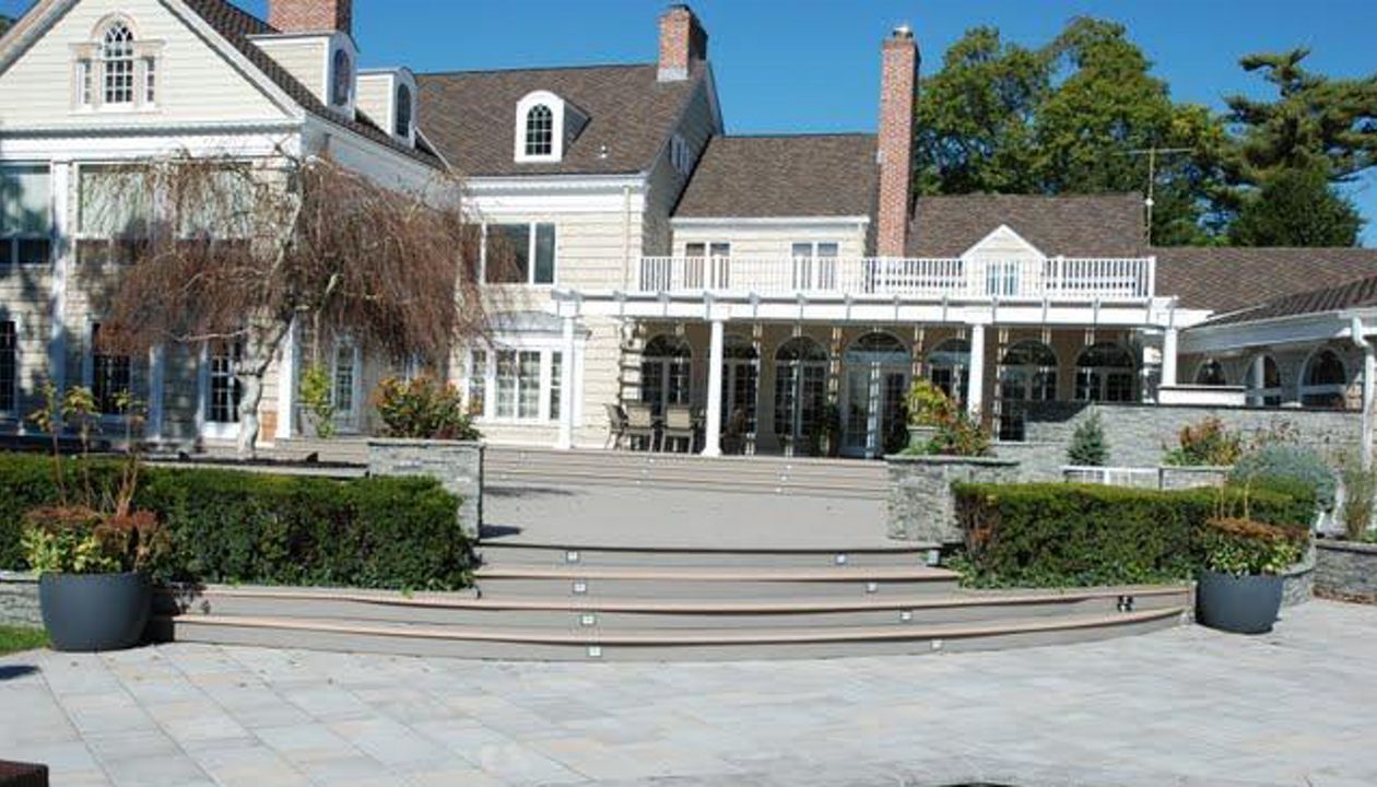 Long Island Deck Builder Lawrence NY