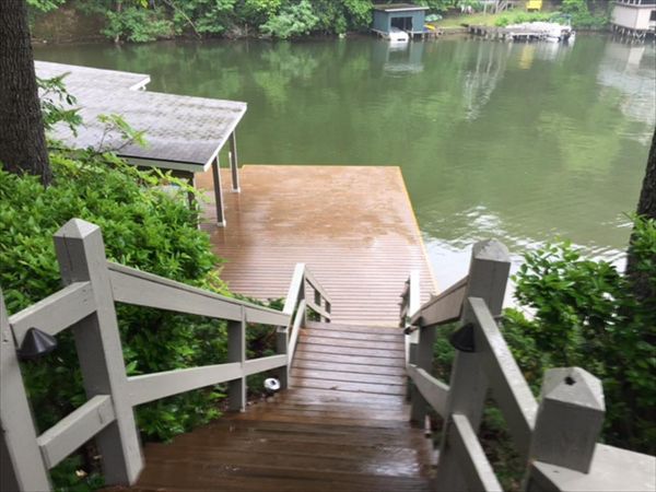 Trex Stairway provide safe, splinter free way to get down the lake