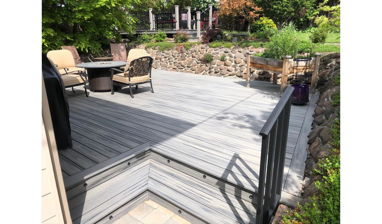 Transcends Decking: Island Mist