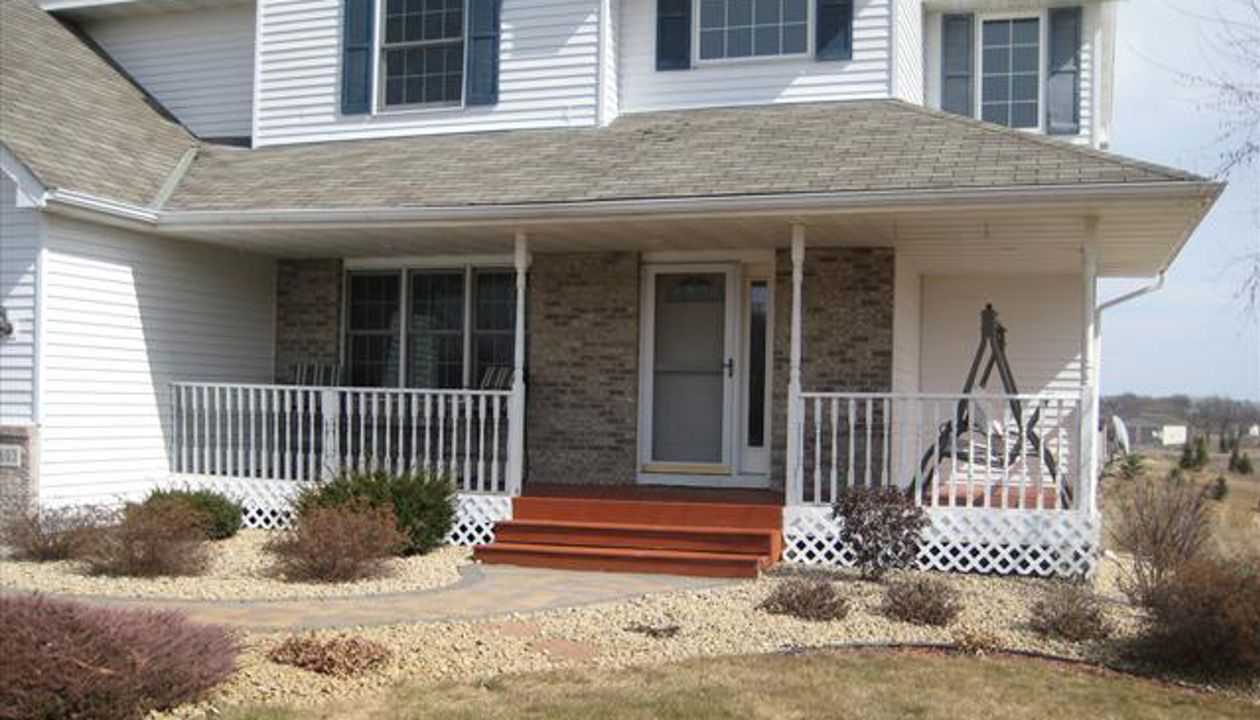 Wood Front Porch and Rail Before Trex Transcends Redo