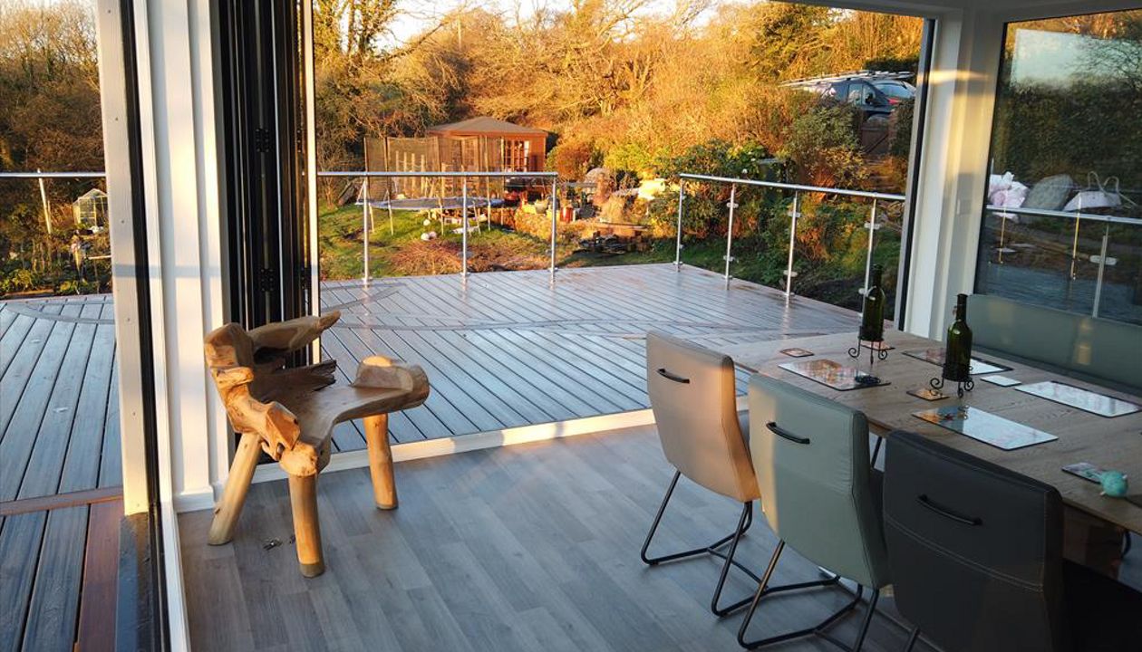 Trex Transcend Island Mist with Trex Transcend Tiki Torch fitted at Swansea.