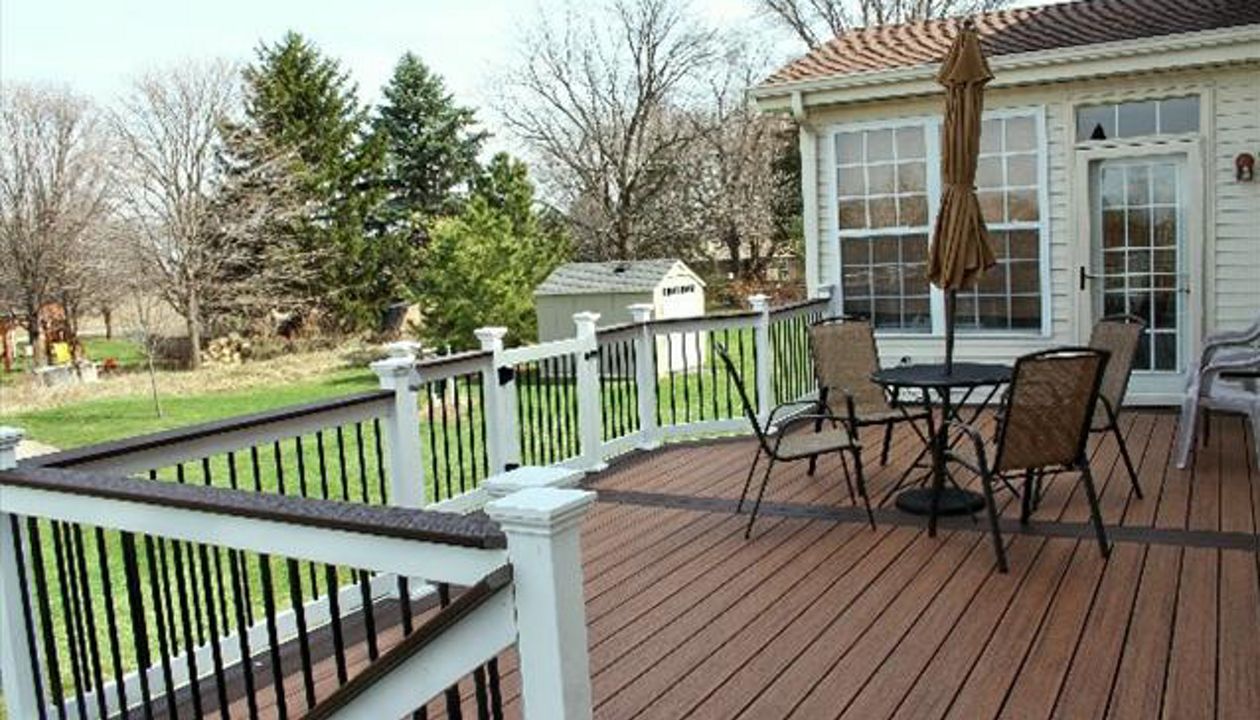 Transcend Spiced Rum Decking