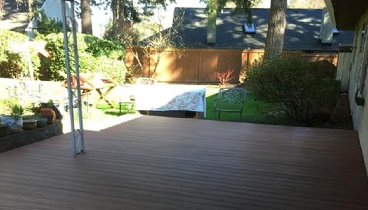 Trex Tiki Torch decking