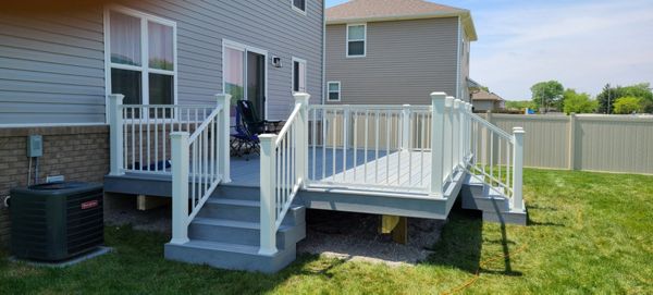 Trex Enhance Naturals Foggy Wharf with Trex White Signature railing. Macomb Twp,Mi