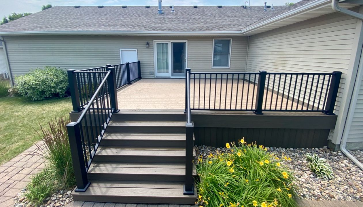 Lineage Carmel Main w/ Coastal Bluff fascia & stairs