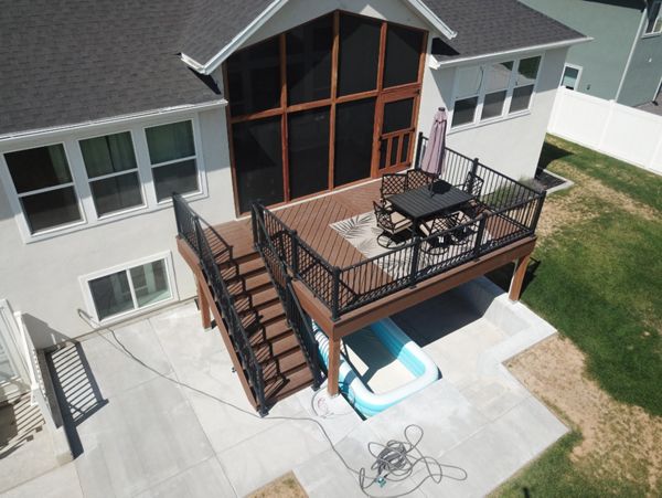 Farr West Saddle Deck with Screened In Porch