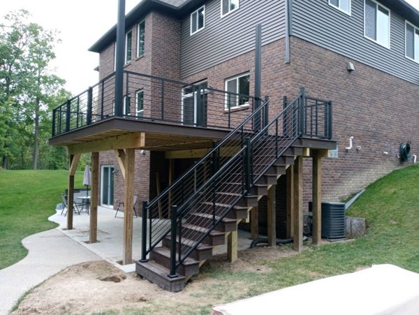 Spiced Rum With Signature Rod and Rail