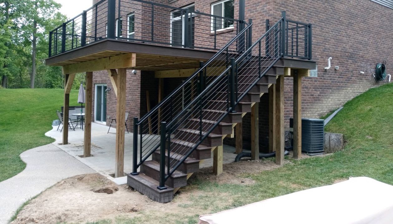 Spiced Rum With Signature Rod and Rail