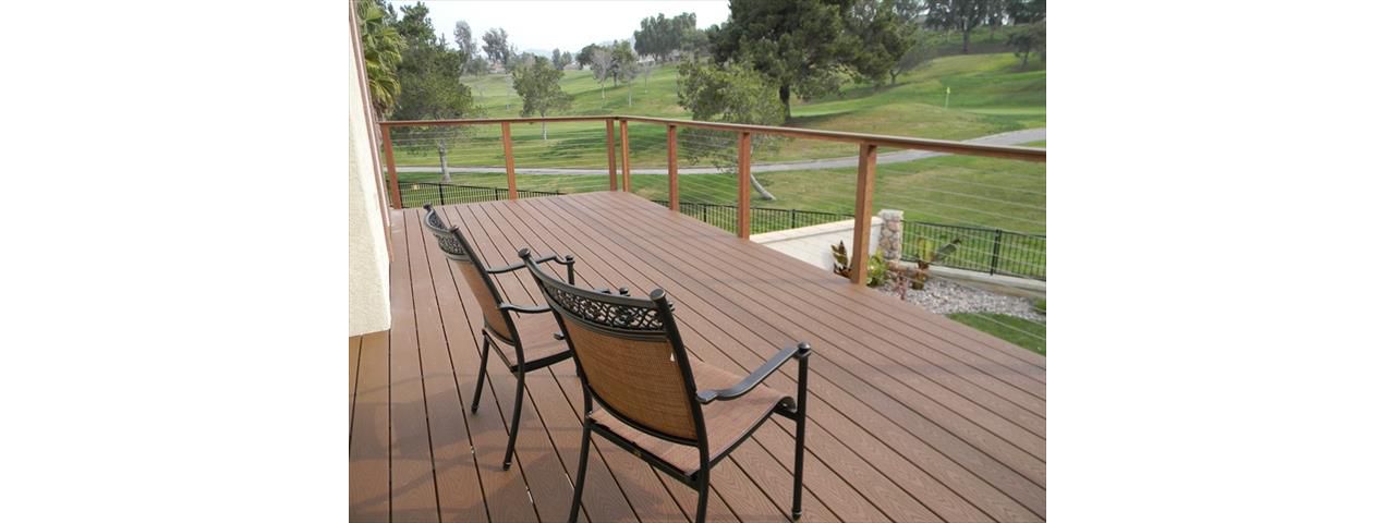 Trex Saddle decking with cable railing, San Marcos, CA