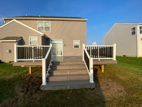 Rocky Harbor with Transcend railing in the color of white.