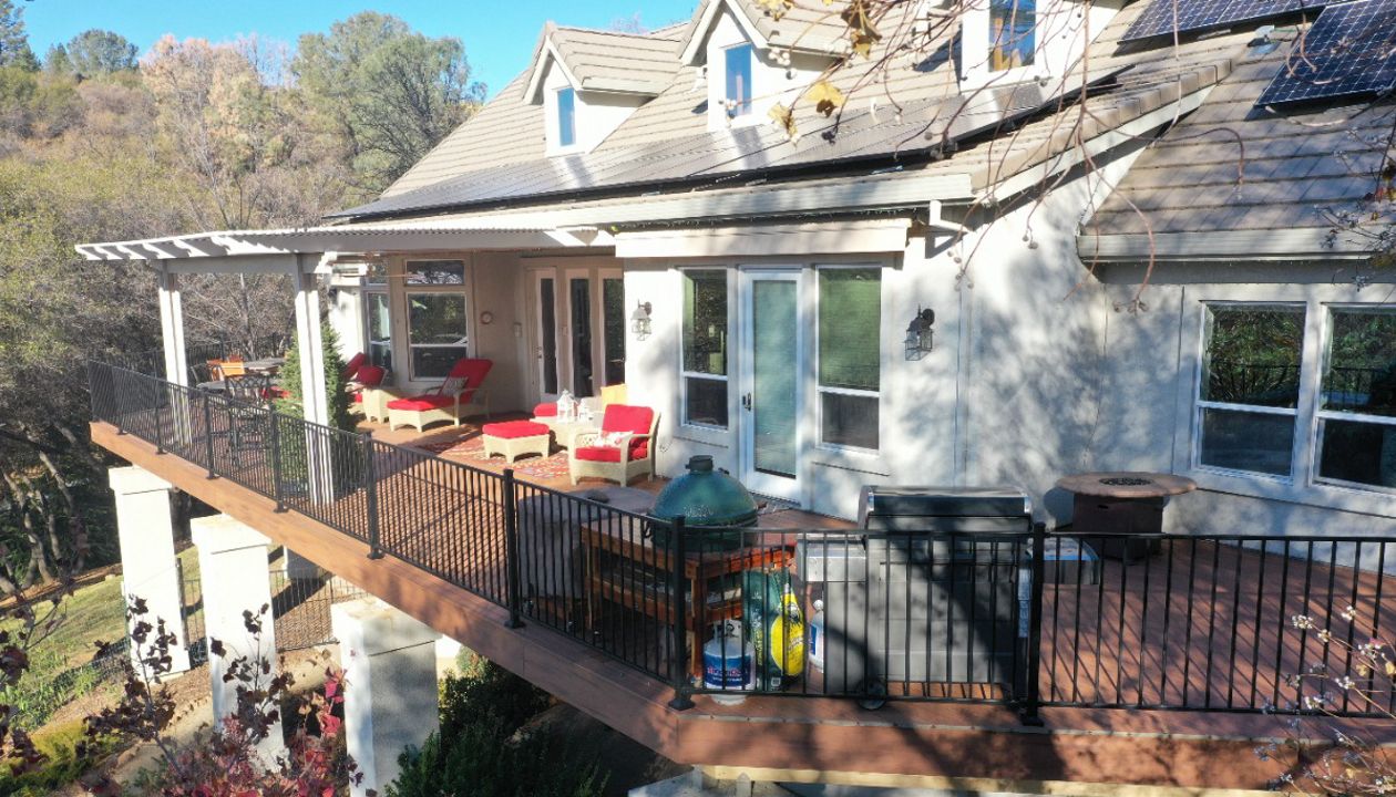 Trex Tiki Torch decking