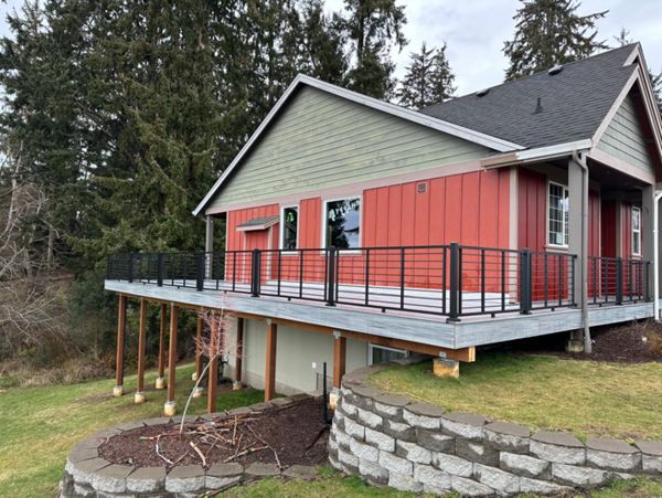 Foggy Wharf decking and fascia, Signature rod rail