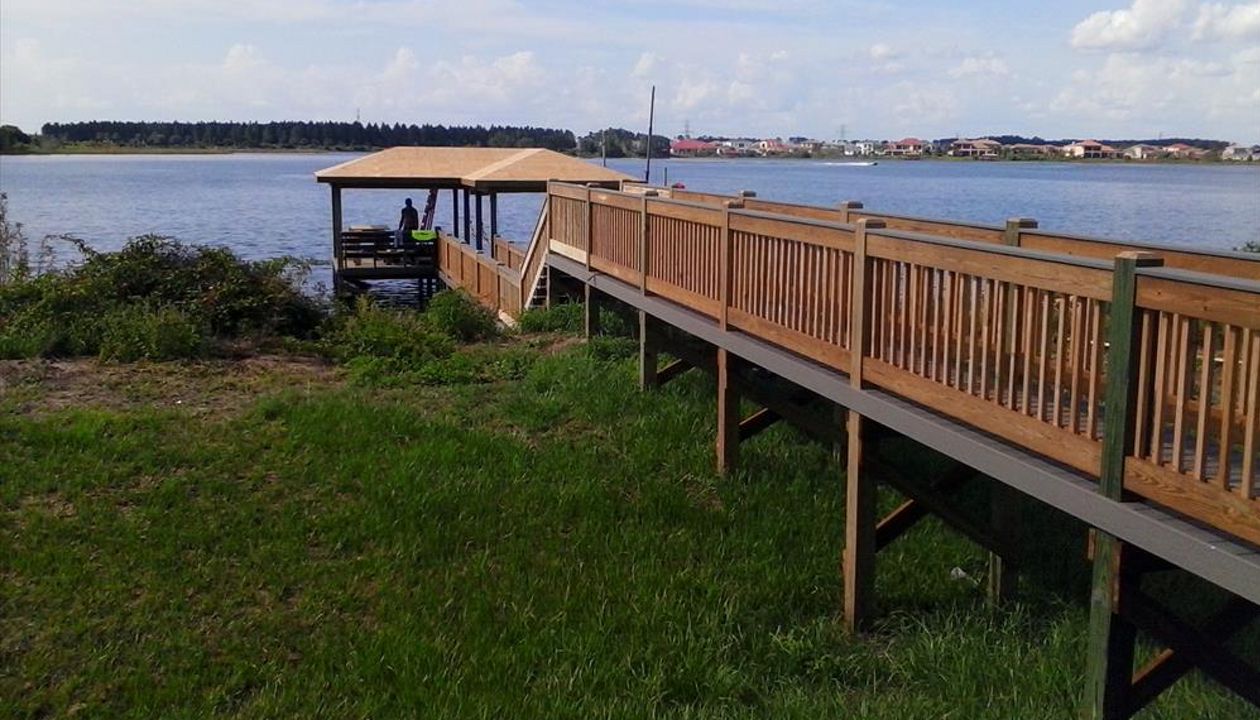 Trex Select Pebble Grey Dock