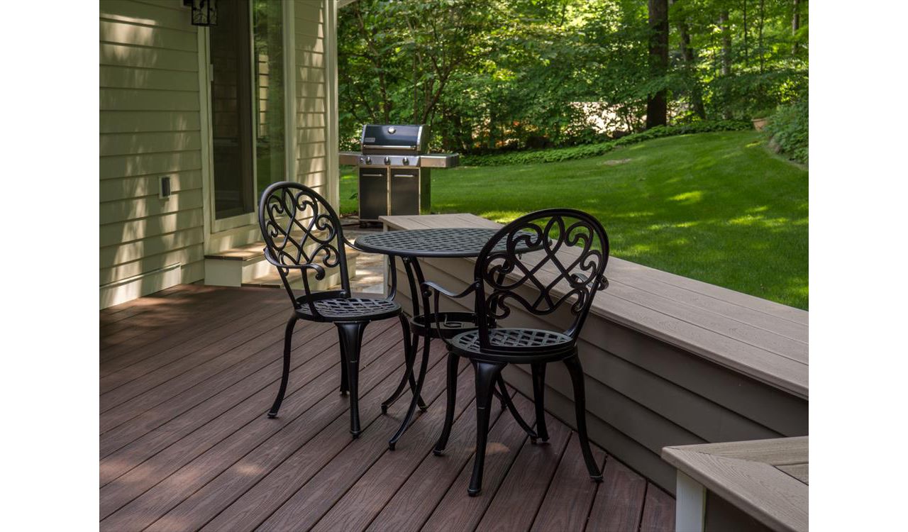 Deck and Screened Porch with Curved Step, Built In Seating, Trex Transcend, Spiced Rum, Ridgefield, CT