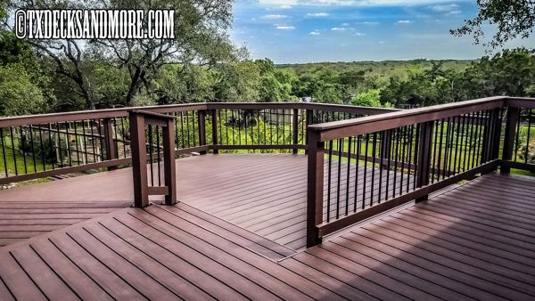 Helotes, TX - Multi-level