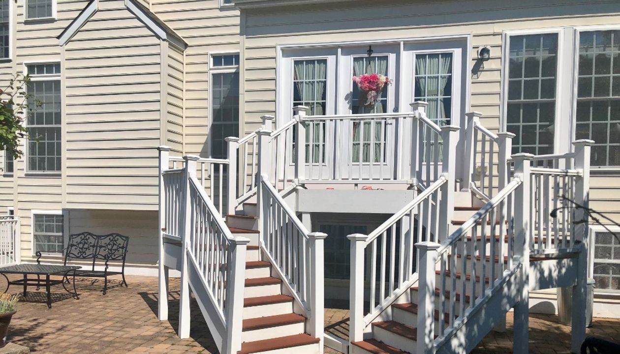 Woodland Brown and Saddle Select