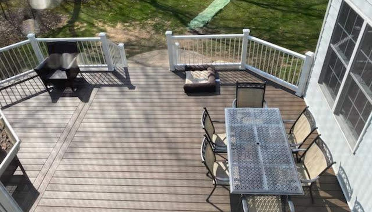 Overhead view of Transcend decking and railing with LED lights in Prairie Grove, IL