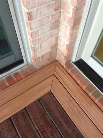 TIKI TORCH PICTURE FRAMING & SPICED RUM ATTENTION TO DETAILS