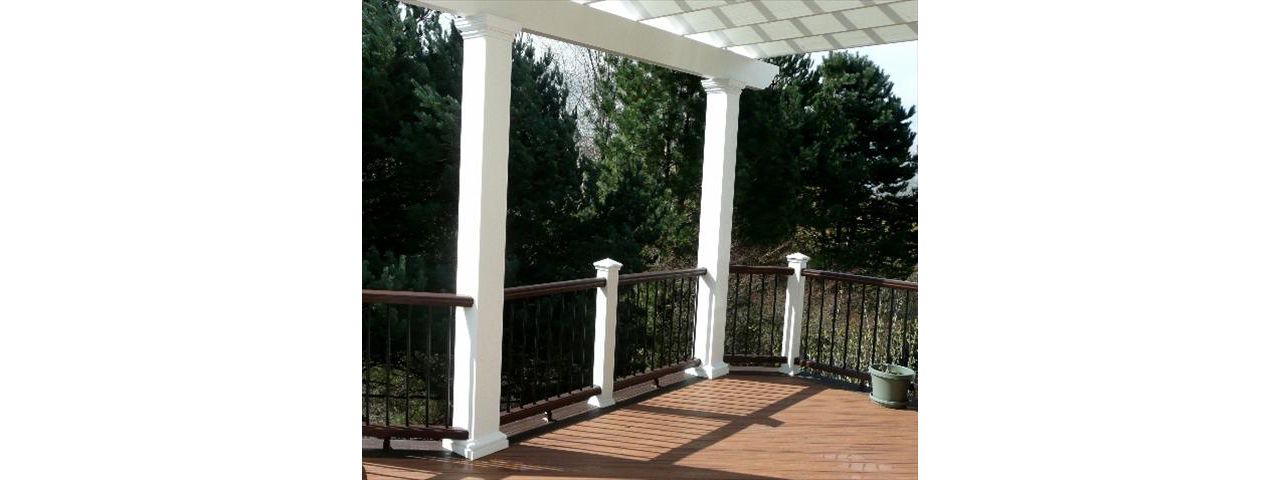 Trex Transcend Tiki Torch Decking w/ Vintage Lantern Railing, Outstanding Design using Trex Products to create the Backyard of your dreams, Portland, Oregon