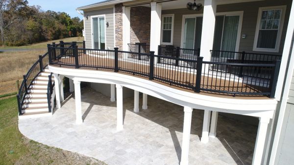 Trex Transcends Curved Deck, Curved Steps, Curved Rails, Rain Espaces, & Travertine Patio