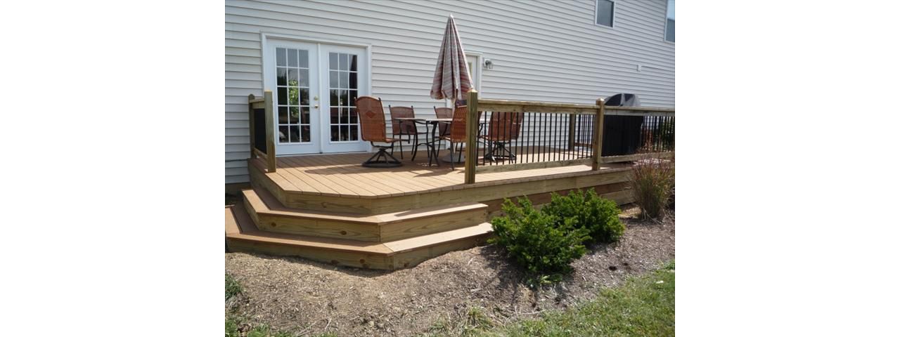 Deck w/ Trex Top Decking