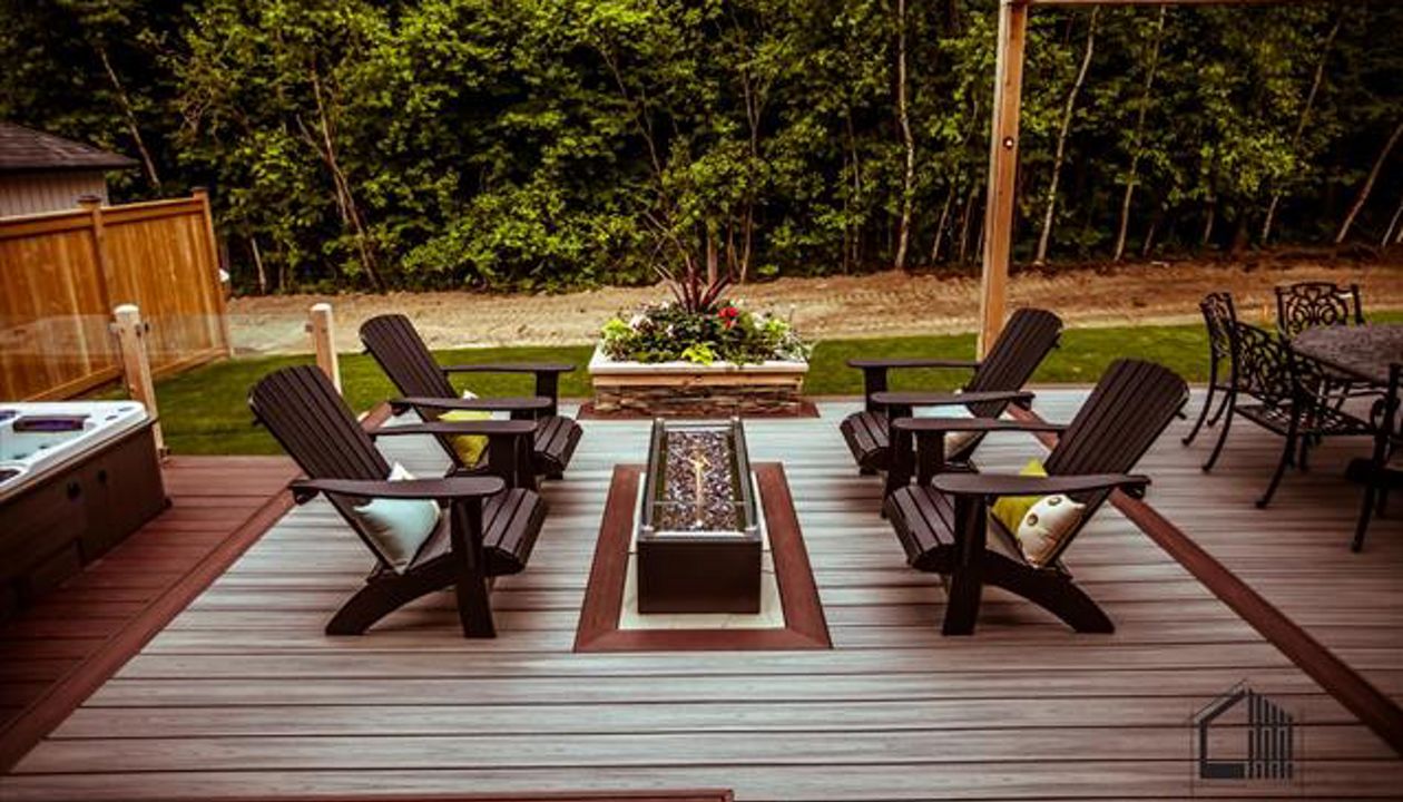 Trex Island Mist, Lava Rock, Courtice, Ontario