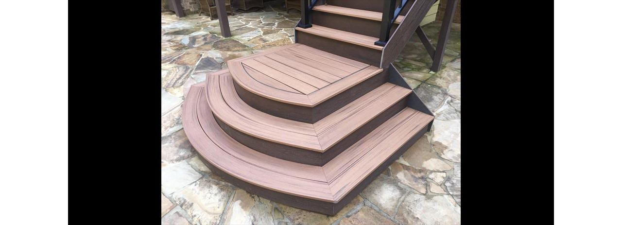 Custom Curved Landing
