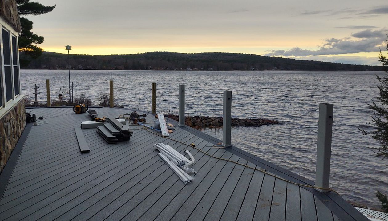 Pebble Grey curved deck 2021