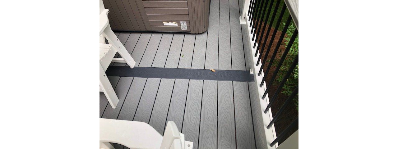 Trex Select Winchester Grey breaker board is a great visual change and mix of color on this project