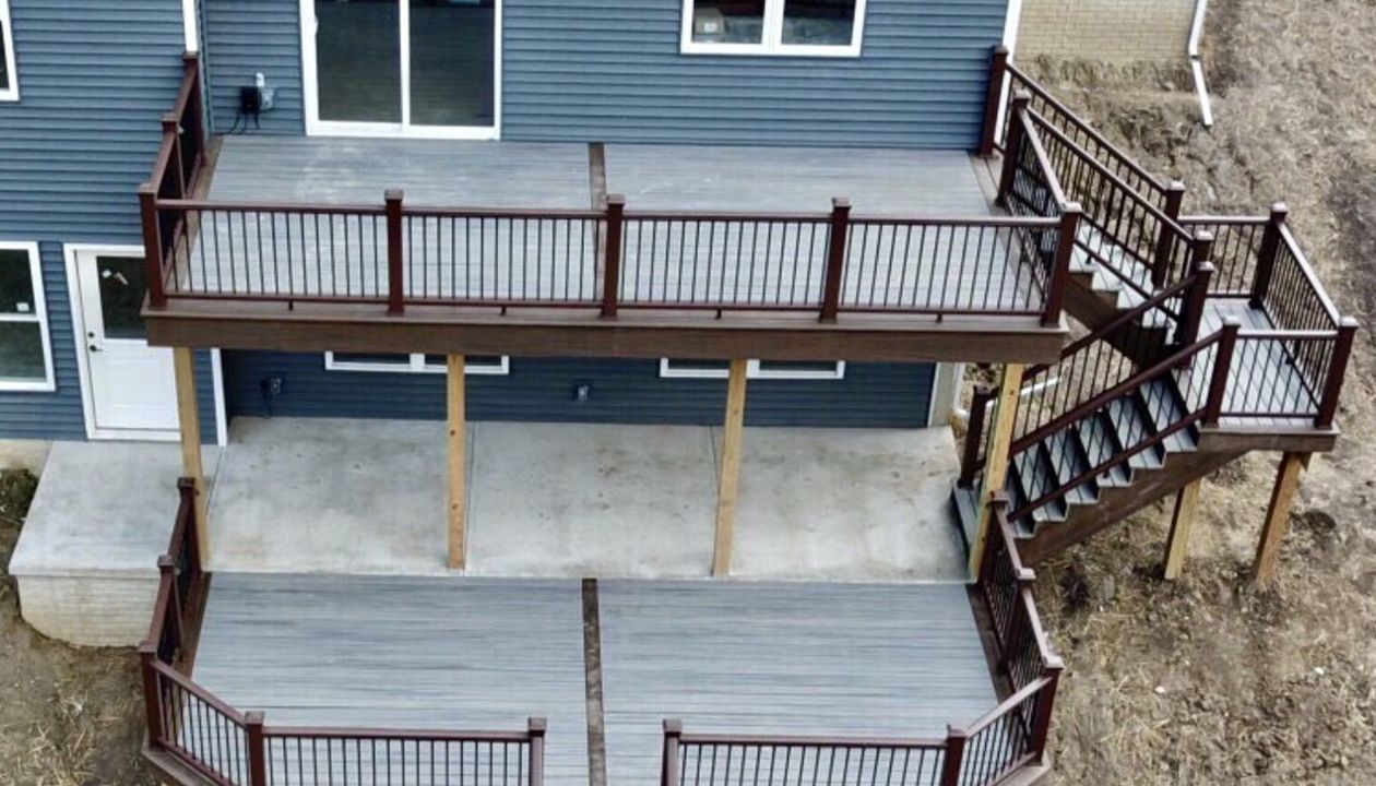 Bi-level Trex deck in Boone County