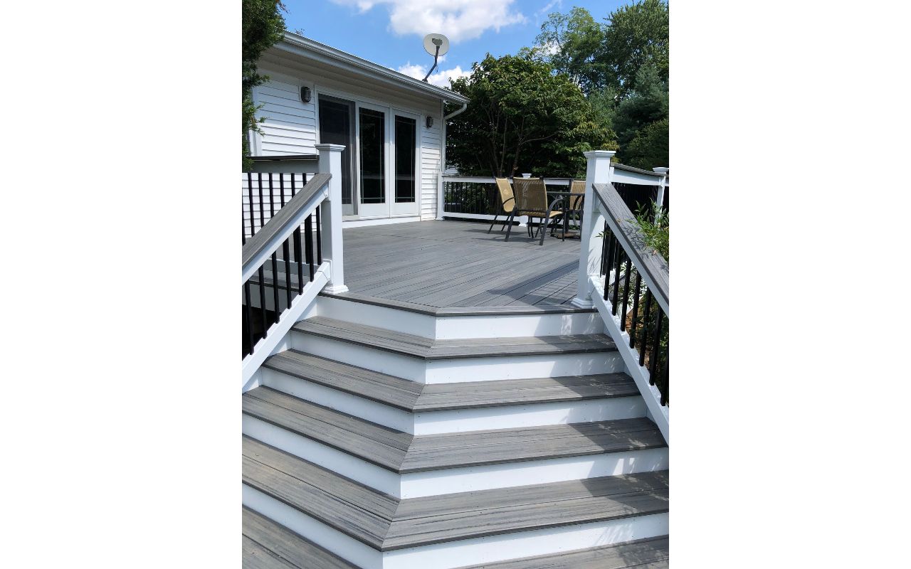 Trex Island Mist rebuild in Cinnaminson, NJ.
