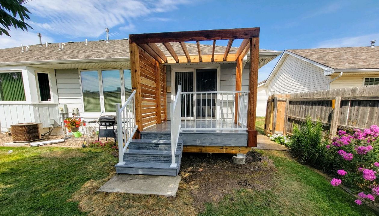 Foggy Wharf w/ Custom Cedar Pergola