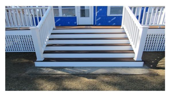 Trex Select Earth Tones colors Saddle and Wooland Brown