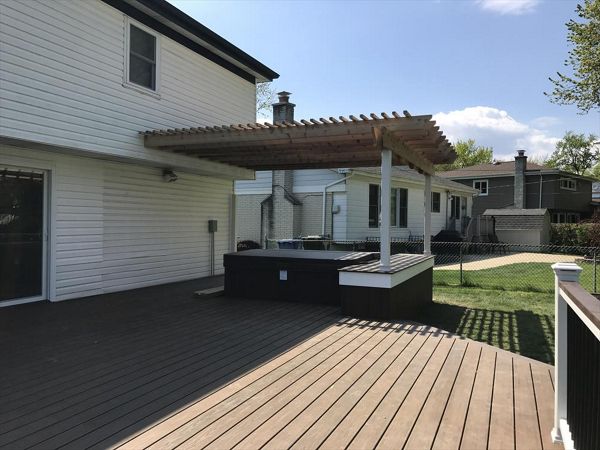 Trex Transcend in Spiced Rum with Custom Pergola