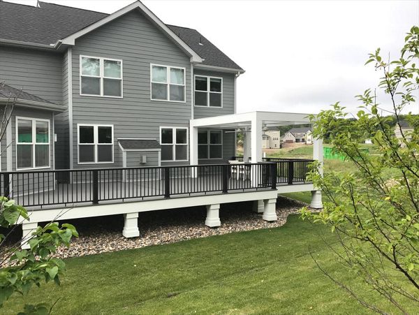 Trex decking in Clam Shell - Medina