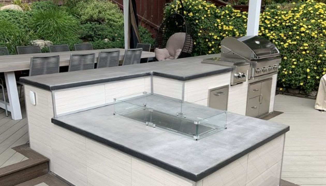 Trex deck with patio cover